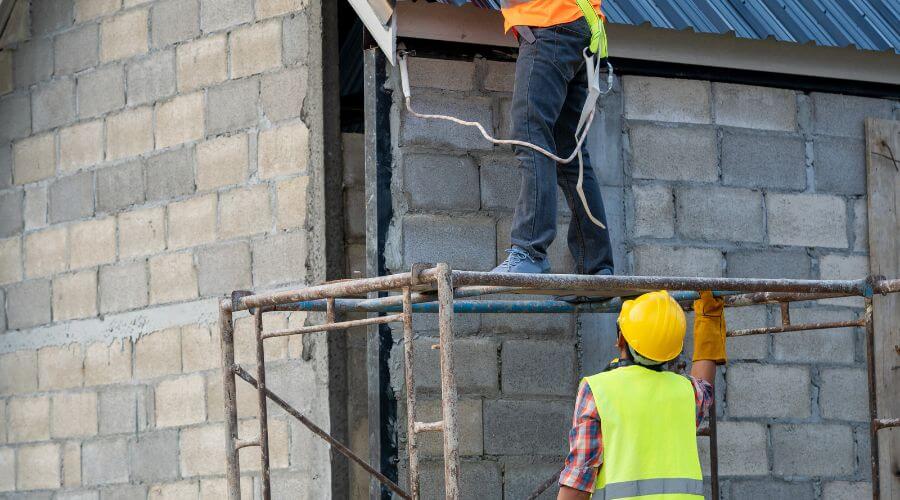 Expert Emergency Roof Repairs services in Weldon, NC